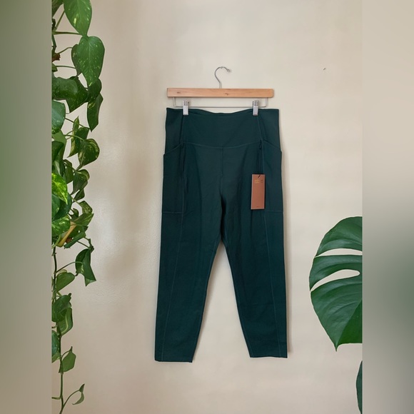 Girlfriend Collective Compressive Pocket Legging in Moss - Picture 1 of 7